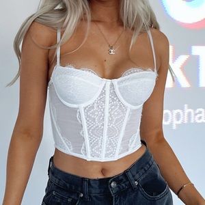 White fox “Feel The Passion Lace Bustier White” size XS